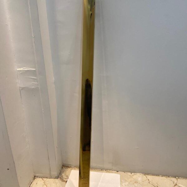 مسكه ديكور ذهبي