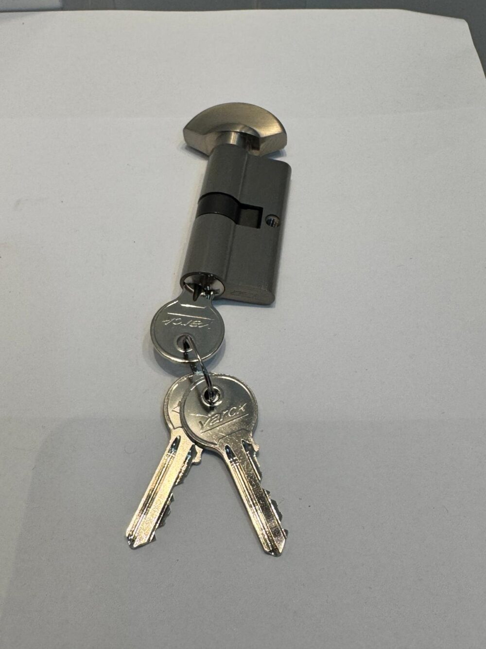 سلندر حمام مع مفتاح  صينى 6سم